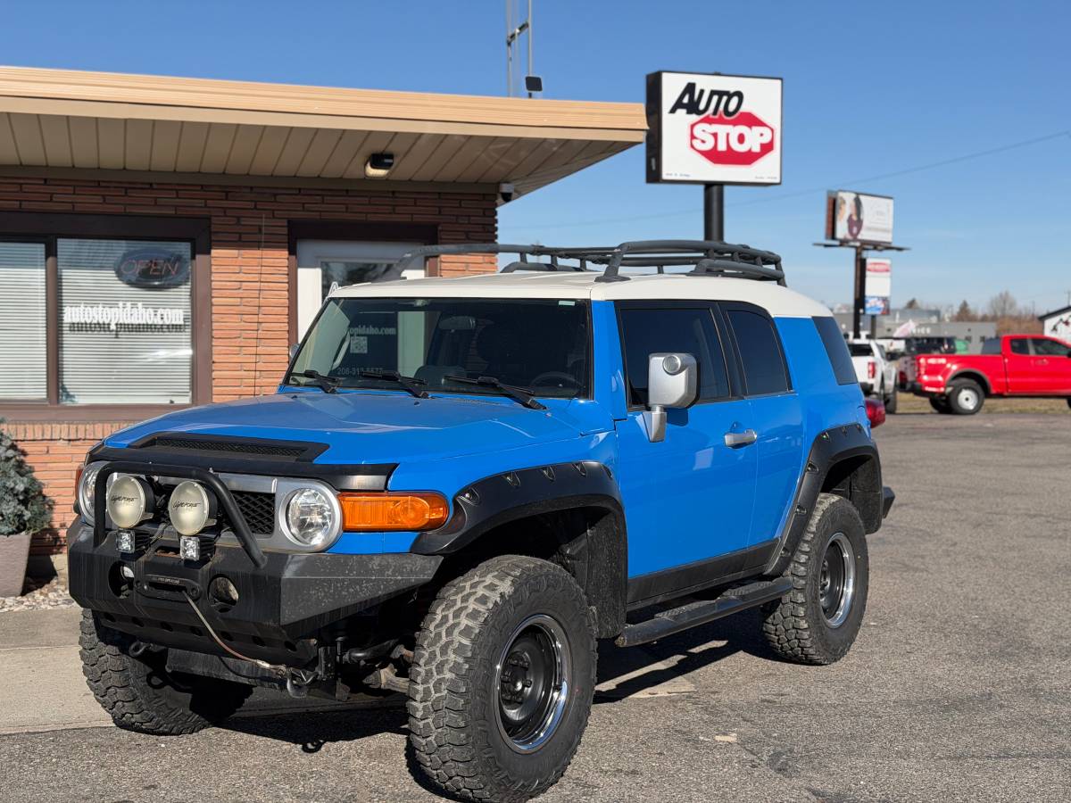 2007 Toyota FJ Cruiser 4WD 4.0L V6 239hp