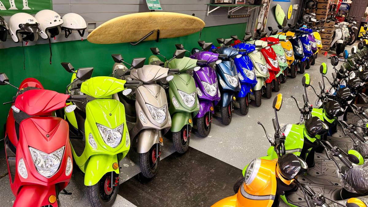 MOPED GARAGE: "Best Budget Moped" SOLEIL