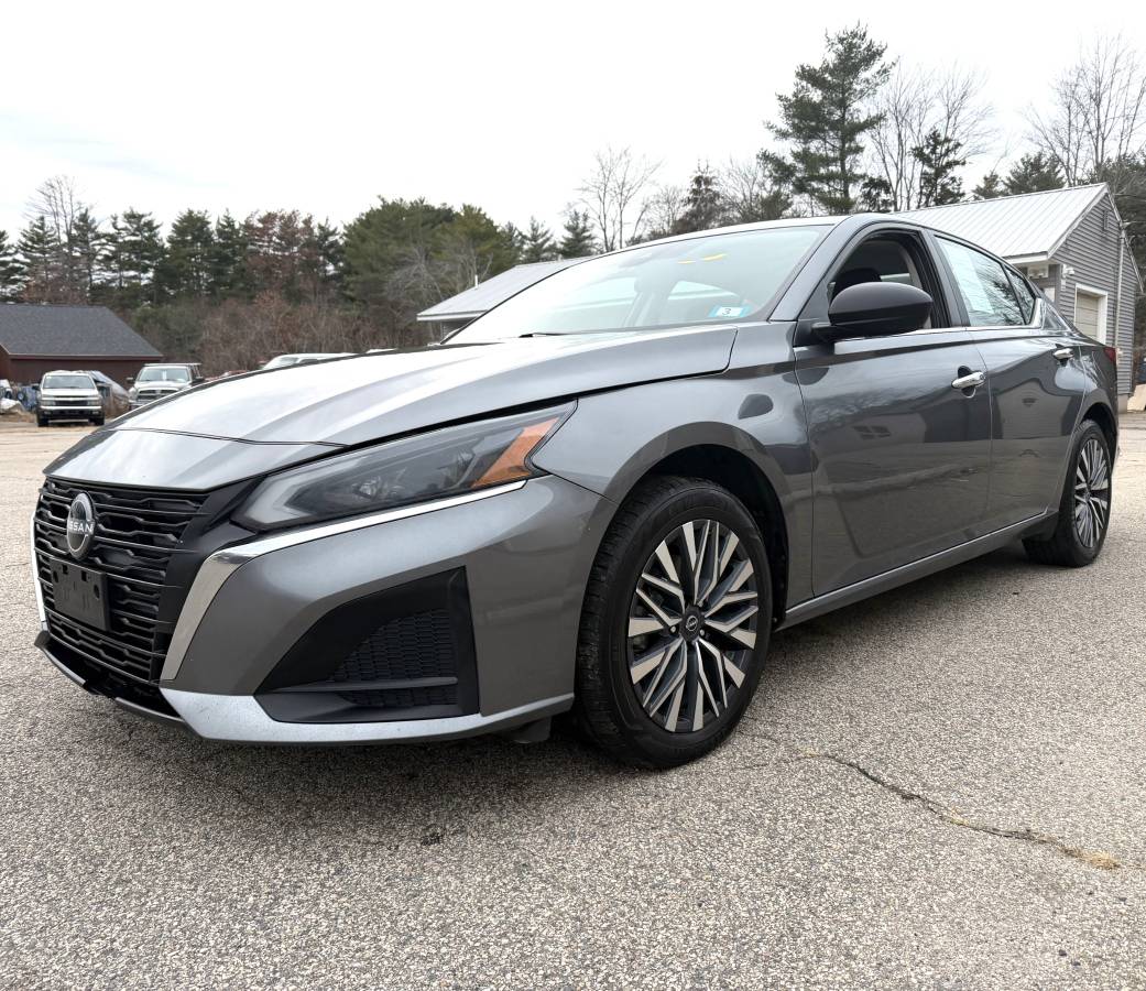 2024 Nissan Altima 2.5 SV AWD All Power Tech Package 1-Owner Clean