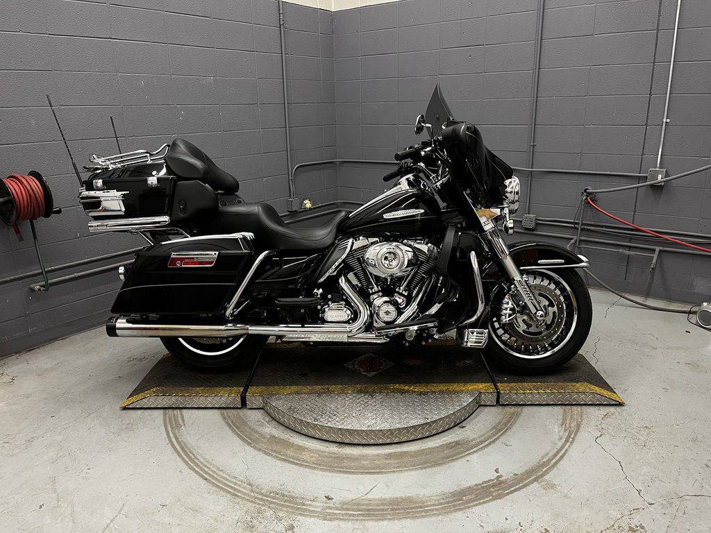 2011 Harley-Davidson Touring FLHTK - Electra Glide Ultra Limited