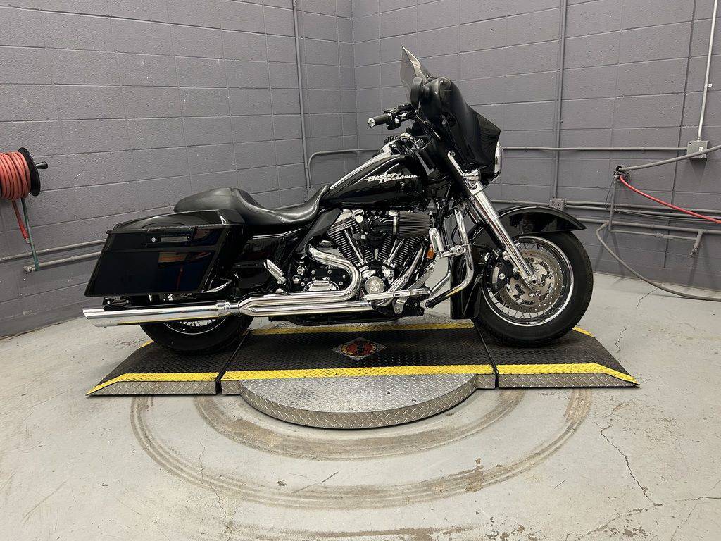 2008 Harley-Davidson FLHX - Street Glide V Twin 1584