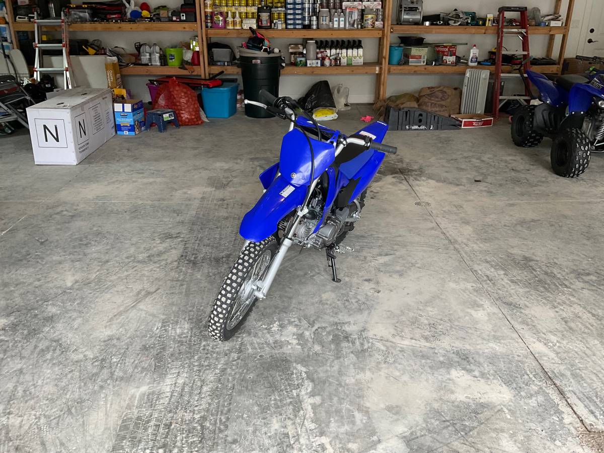 2024 Yamaha TT-R110E