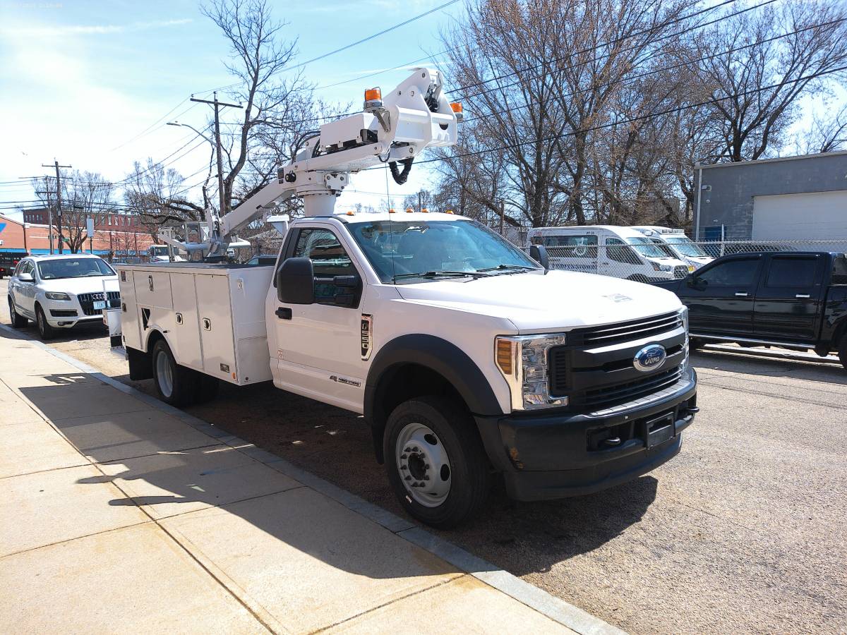 2019 FORD F550 CABLE PLACING BUCKET TRUCK