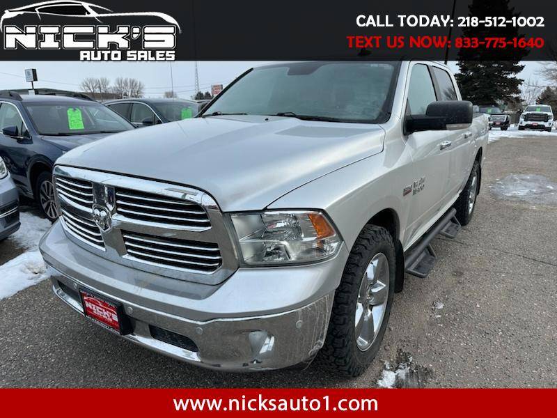 2016 RAM 1500 SLT Crew Cab SWB 4WD