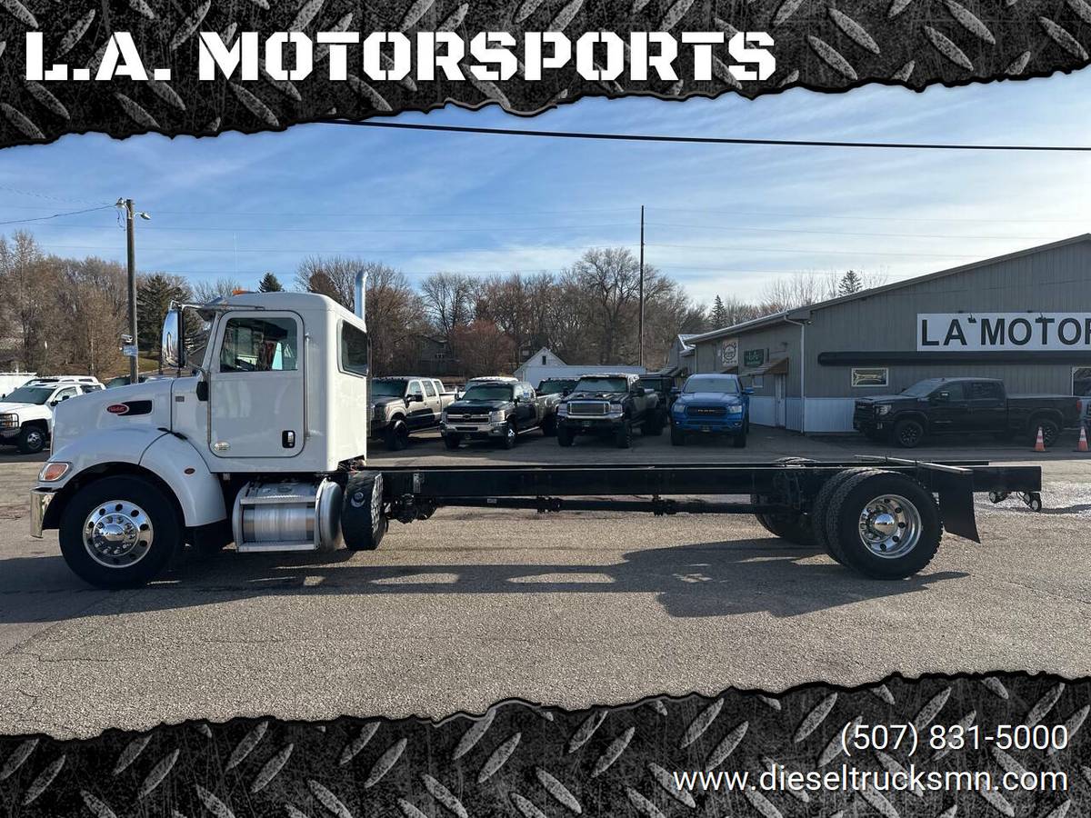 2020 PETERBILT 337 DAY CAB CHASSIS 6.7 I6 DIESEL 394K MILES AUTOMATIC