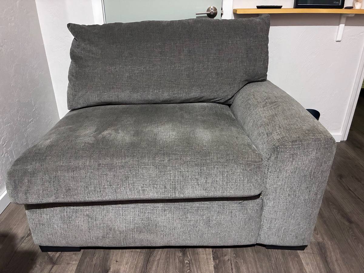 Couch sectional