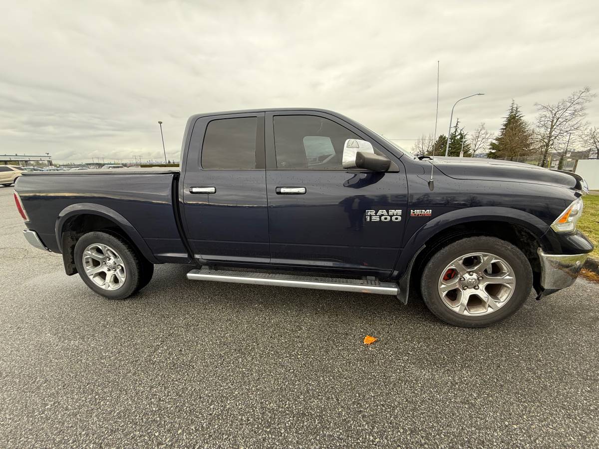 2014 DODGE LARAMIE4X4 PU -$9995-CREW CAB V8 5.7 -LIKE NEW