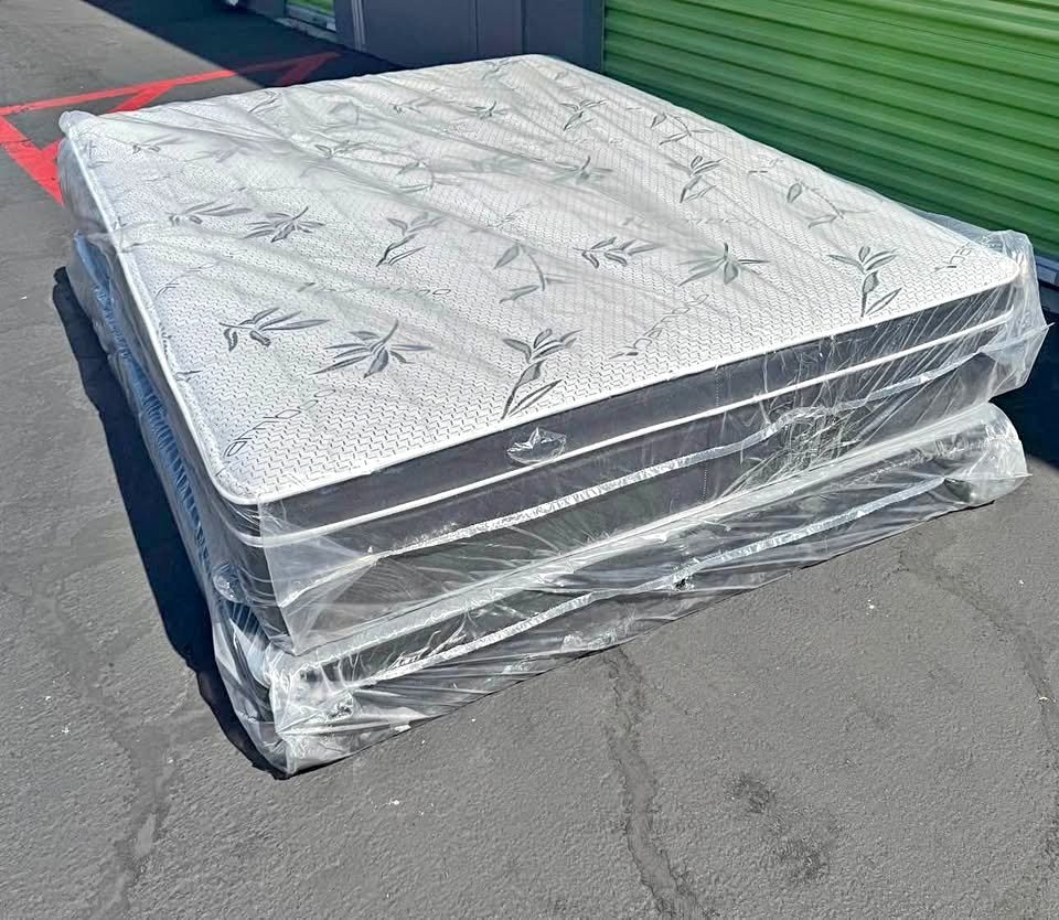 Brand new Queen size mattress and box spring with free home delivery 🚚