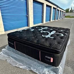 Brand new Full size mattress and box spring with free home delivery 🚚