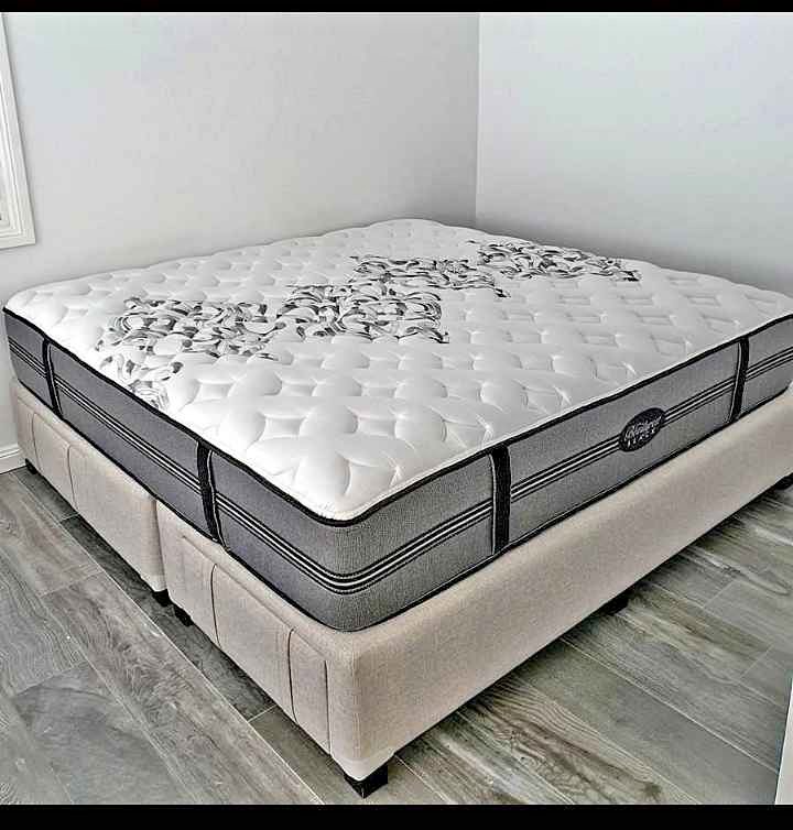 Brand new king and Cal king size mattress & box spring with free home delivery 🚚