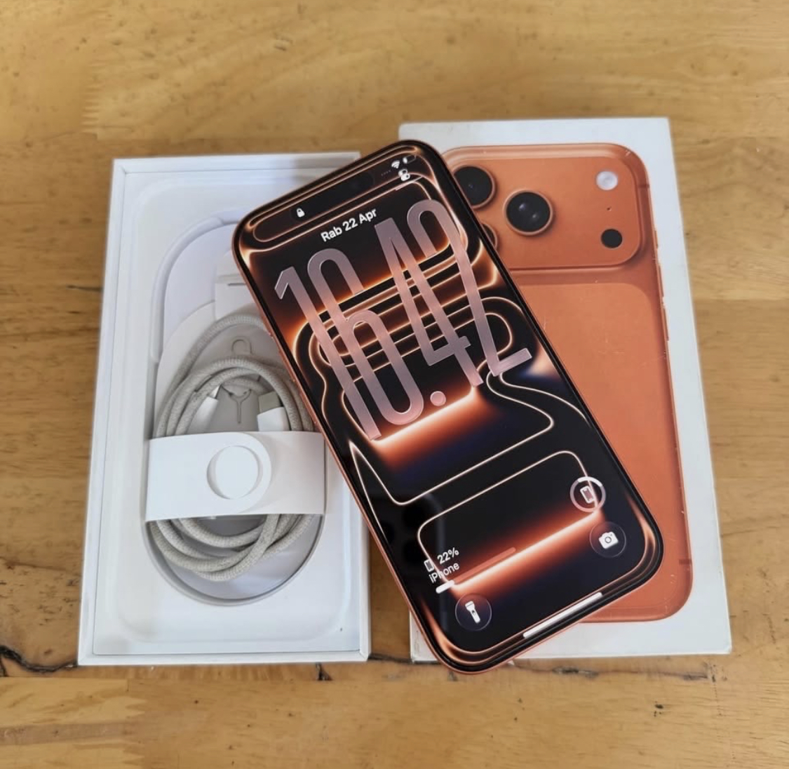 I’m selling iPhone 17 pro max 256gb