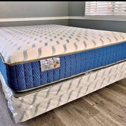 Brand new Queen size mattress and box spring with free home delivery 🚚
